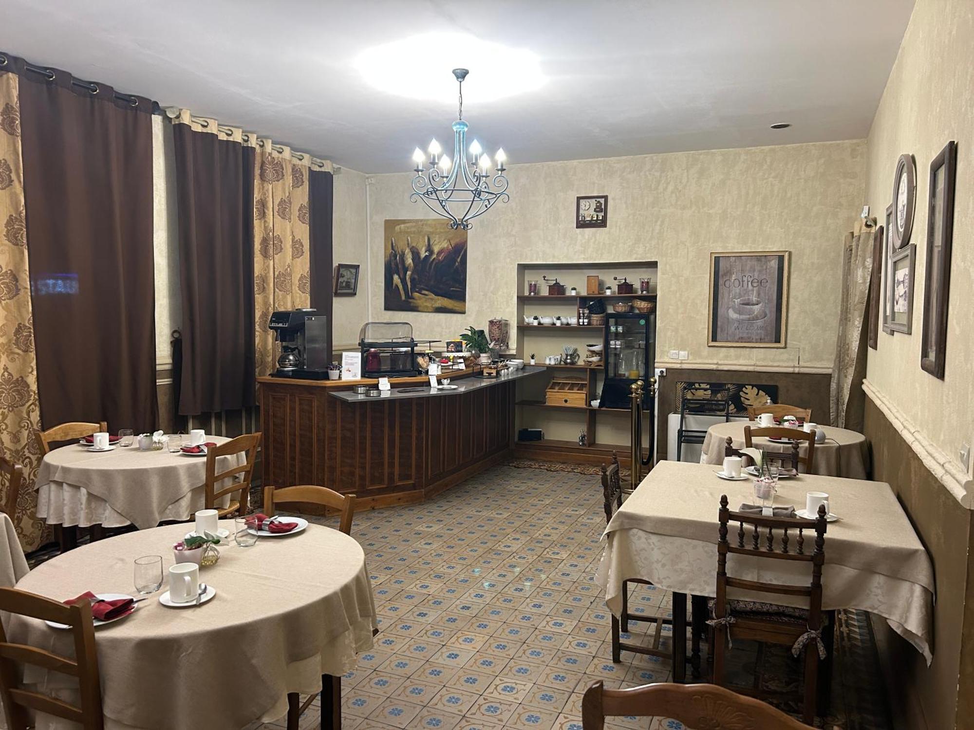 Hotel De La Loire Saint-Satur Buitenkant foto