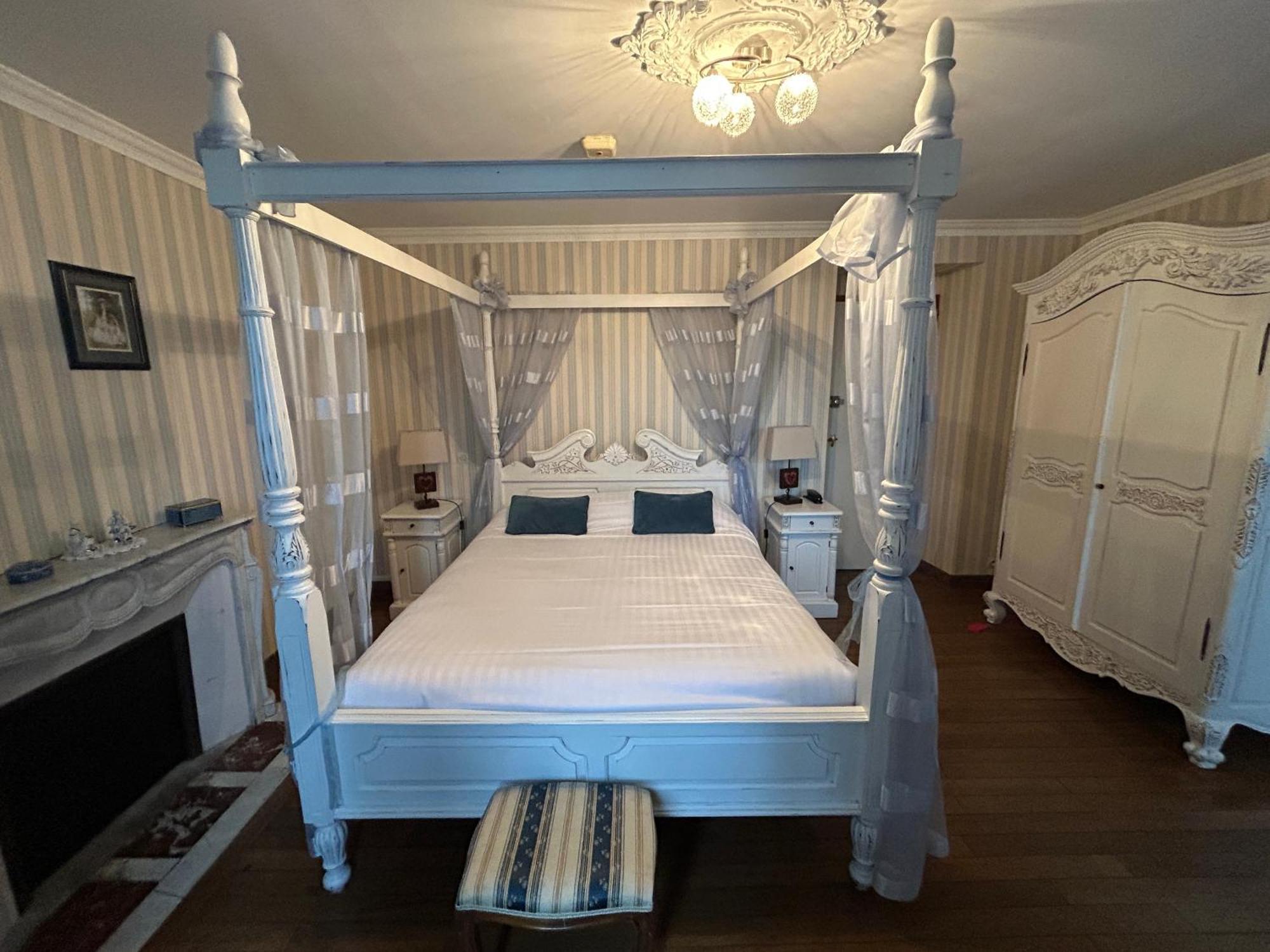 Hotel De La Loire Saint-Satur Buitenkant foto