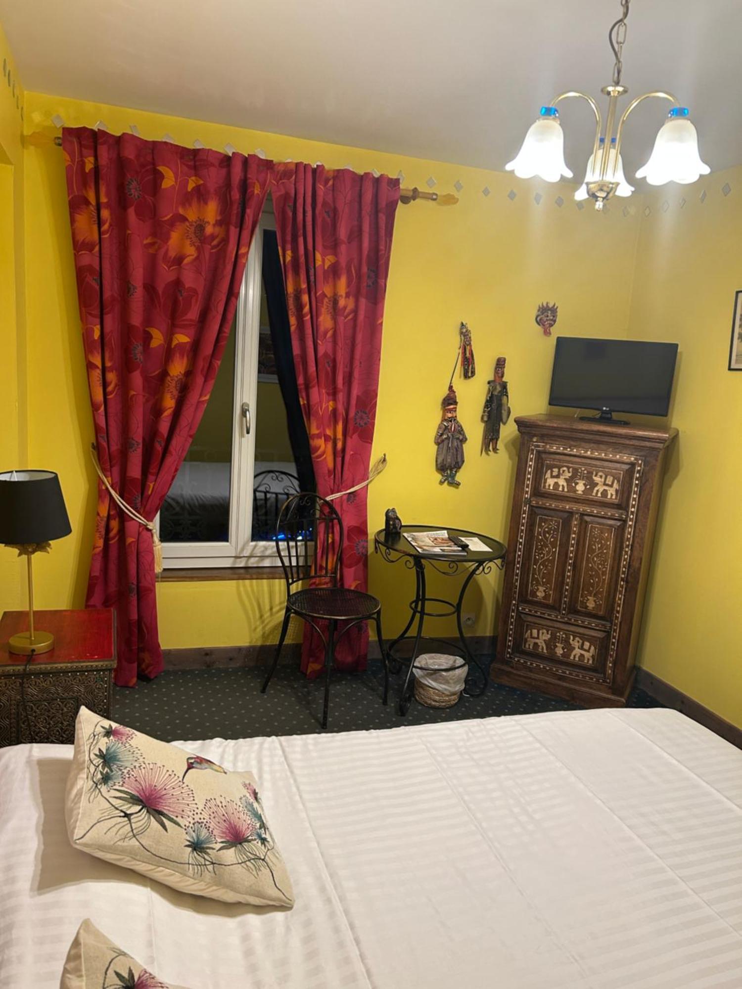 Hotel De La Loire Saint-Satur Buitenkant foto