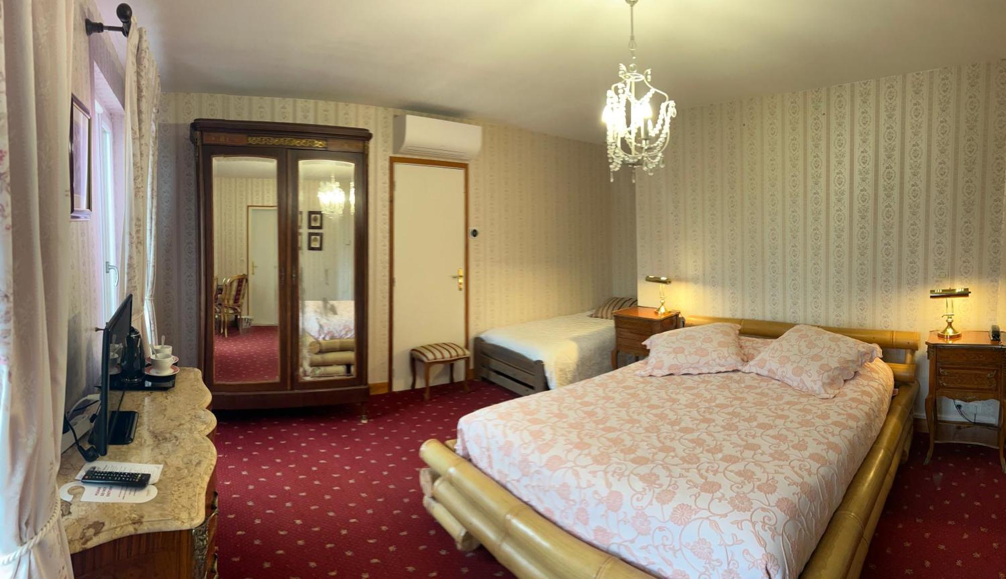 Hotel De La Loire Saint-Satur Buitenkant foto